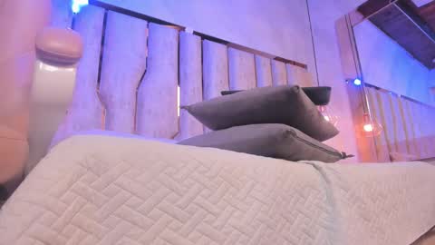 Carolina online show from 01-17-26, 03:11