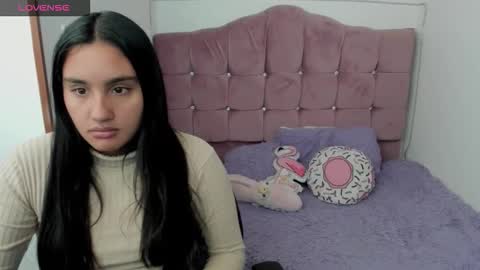 caroline_rodriguez_9 online show from 11-03-25, 07:15