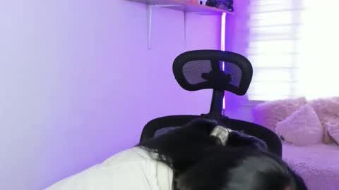 caroline_rodriguez_9 online show from 12-15-25, 07:18