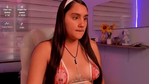 caroline_rodriguez_9 online show from 04-15-26, 07:58