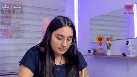 caroline_rodriguez_9 online show from 05-14-26, 08:48