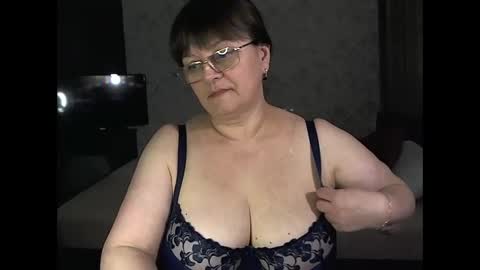 Snapshot of carolinedream_ chatting on 02-24-25, 06:15 CarolineDream  online show from 02-24-25, 06:15