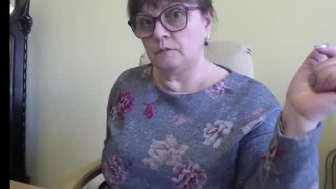 Snapshot of carolinedream_ chatting on 02-27-25, 12:13 CarolineDream  online show from 02-27-25, 12:13