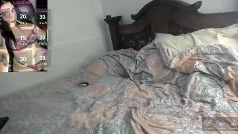 carolinee_fooox online show from 02-05-26, 03:27