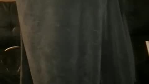 Snapshot of carolineford76 chatting on 03-10-25, 01:01 CarolineMilf online show from 03-10-25, 01:01