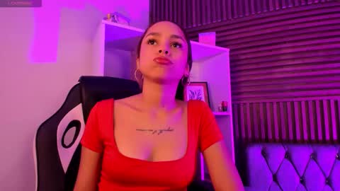 Caroline online show from 02-12-26, 02:01