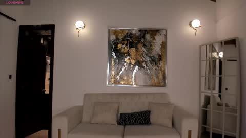 Caro online show from 11-10-25, 10:36