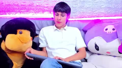 Snapshot of carolinejesh chatting on 01-15-26, 05:27 carolinejesh online show from 01-15-26, 05:27