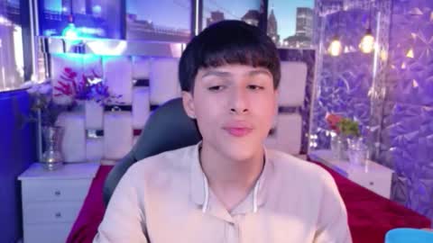 Snapshot of carolinejesh chatting on 03-01-26, 08:00 carolinejesh online show from 03-01-26, 08:00