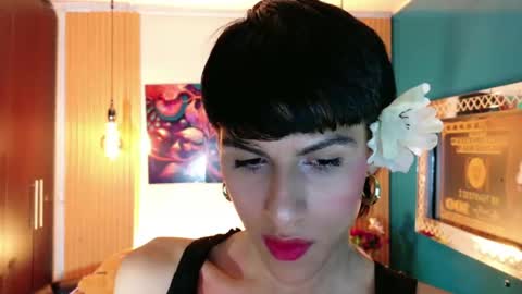 Snapshot of carolinejesh chatting on 05-11-26, 04:04 carolinejesh online show from 05-11-26, 04:04