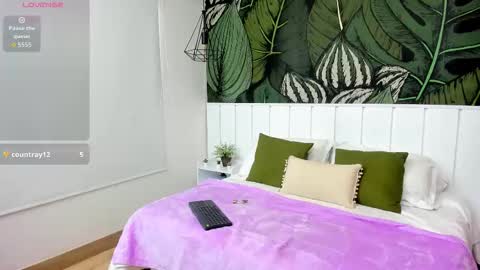   online show from 02-10-26, 04:33