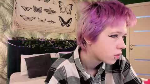 CarolineRichter online show from 11-12-25, 02:34