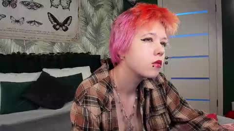 CarolineRichter online show from 12-05-25, 01:14