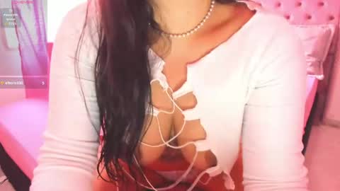 Caroline  online show from 04-24-26, 02:52