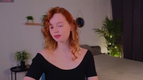 Caro online show from 10-10-25, 02:49