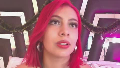 Snapshot of caroo_gomeez chatting on 01-30-25, 09:47 Caro Gmez online show from 01-30-25, 09:47