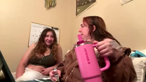 carpetmunchers online show from 10-08-25, 02:31