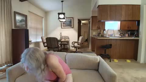 Snapshot of carrie_linn chatting on 06-05-26, 07:19 carrie_linn online show from 06-05-26, 07:19