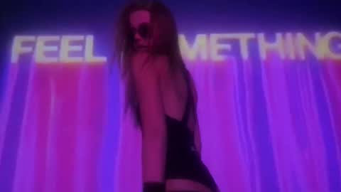 carriebradshawww online show from 02-06-26, 06:55