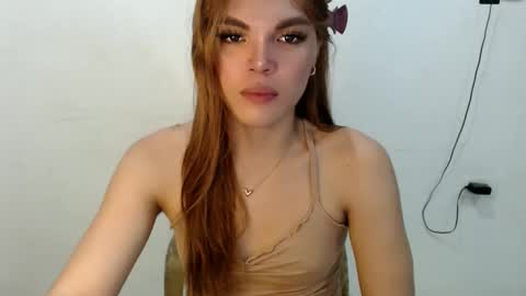 Snapshot of carsongrays chatting on 01-09-26, 05:10 Carson online show from 01-09-26, 05:10