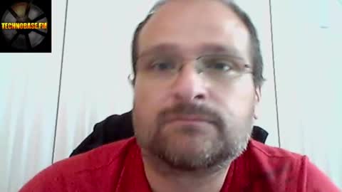 Snapshot of cascadacek chatting on 06-11-26, 05:22 CASCADACEK online show from 06-11-26, 05:22