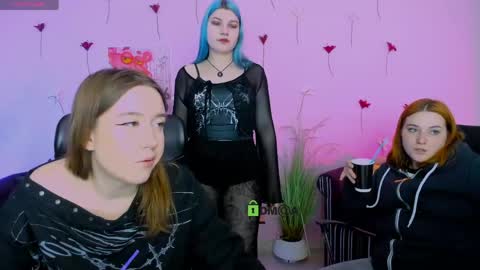 casey_meow_ online show from 04-18-26, 08:51