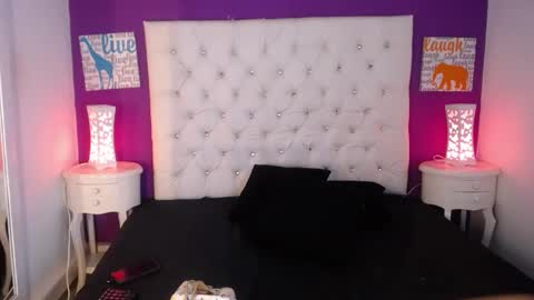 Snapshot of caseydevon chatting on 12-27-24, 05:59 Casey online show from 12-27-24, 05:59