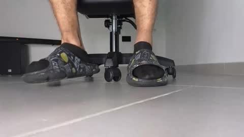 Snapshot of cash_master777 chatting on 12-17-25, 04:24 cash_master777 online show from 12-17-25, 04:24