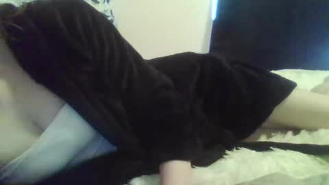 Snapshot of casidy1 chatting on 01-06-25, 06:10 casidy1 online show from 01-06-25, 06:10