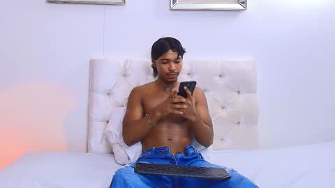 CASSIAN GOLD online show from 05-05-26, 04:48