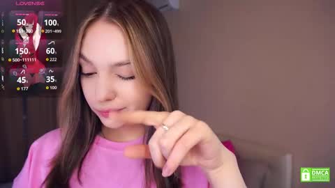 Adele online show from 10-12-25, 03:22