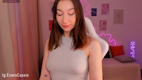 Cassie online show from 01-12-25, 04:31