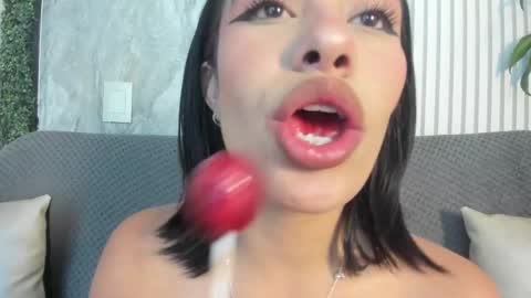 Cassie Jones online show from 02-08-26, 03:21