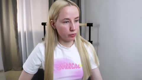 Cassie online show from 11-08-25, 09:13