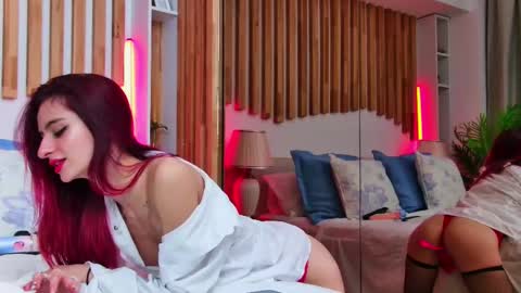 Cassie online show from 11-12-25, 07:46