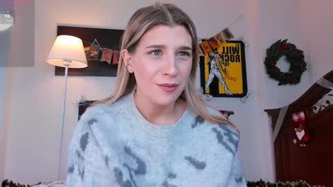 Im Cassie3 online show from 12-21-25, 11:50