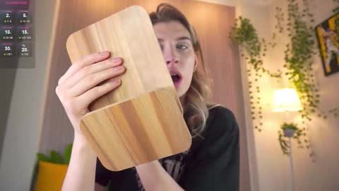 Im Cassie3 online show from 02-28-26, 09:32