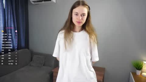 Alice online show from 06-30-26, 04:57