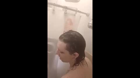 Cassiemichelle online show from 12-16-25, 01:49