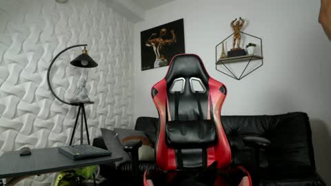 Matheo Brown online show from 04-08-26, 06:41