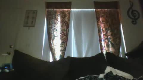 Snapshot of casualfrank chatting on 01-15-25, 09:20 CasualFun online show from 01-15-25, 09:20