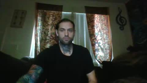 Snapshot of casualfrank chatting on 11-13-25, 07:35 CasualFun online show from 11-13-25, 07:35
