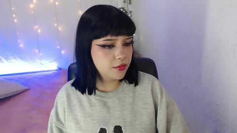 Snapshot of cat_terra chatting on 01-29-25, 08:35 Terra online show from 01-29-25, 08:35