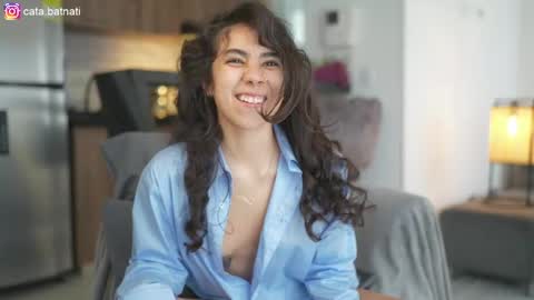 Catalina online show from 04-26-26, 02:48