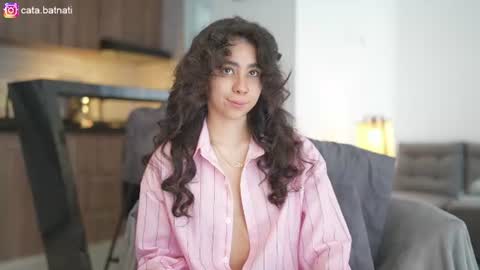 Snapshot of cata_batnati chatting on 06-27-26, 02:01 Catalina online show from 06-27-26, 02:01