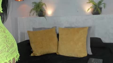 cata_gil1 online show from 11-12-25, 06:19