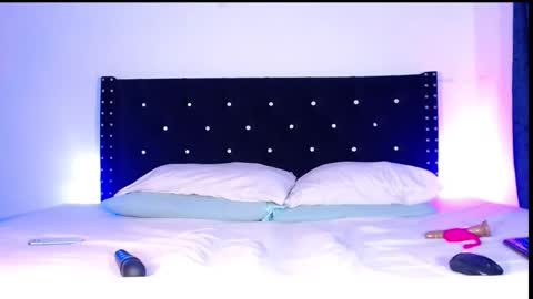 online time Colombia  1130 am  630 pm online show from 02-27-26, 07:03