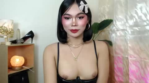 CatalenaX online show from 10-16-25, 04:19