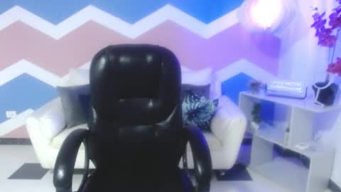 Snapshot of cataleya_eebony chatting on 12-01-25, 11:15 cataleya_eebony online show from 12-01-25, 11:15