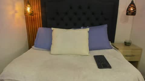 cataleya_marin_ online show from 06-07-26, 03:43